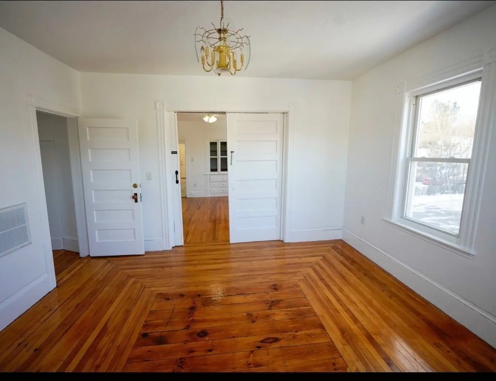 4 Greenwood St #3-private, Worcester