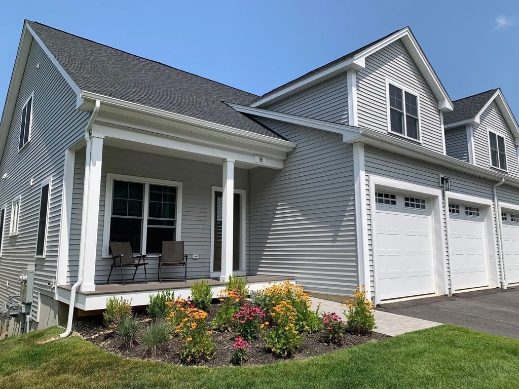 25 Salisbury Hill Blvd #48, Worcester