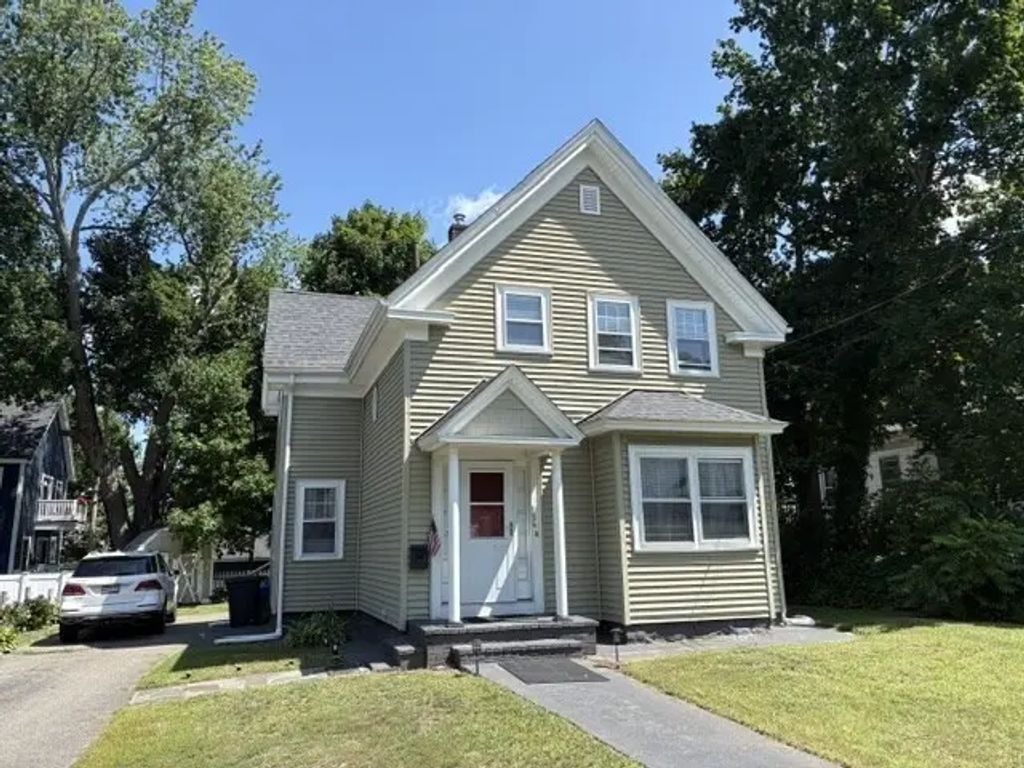 154 Lincoln Street, Stoughton