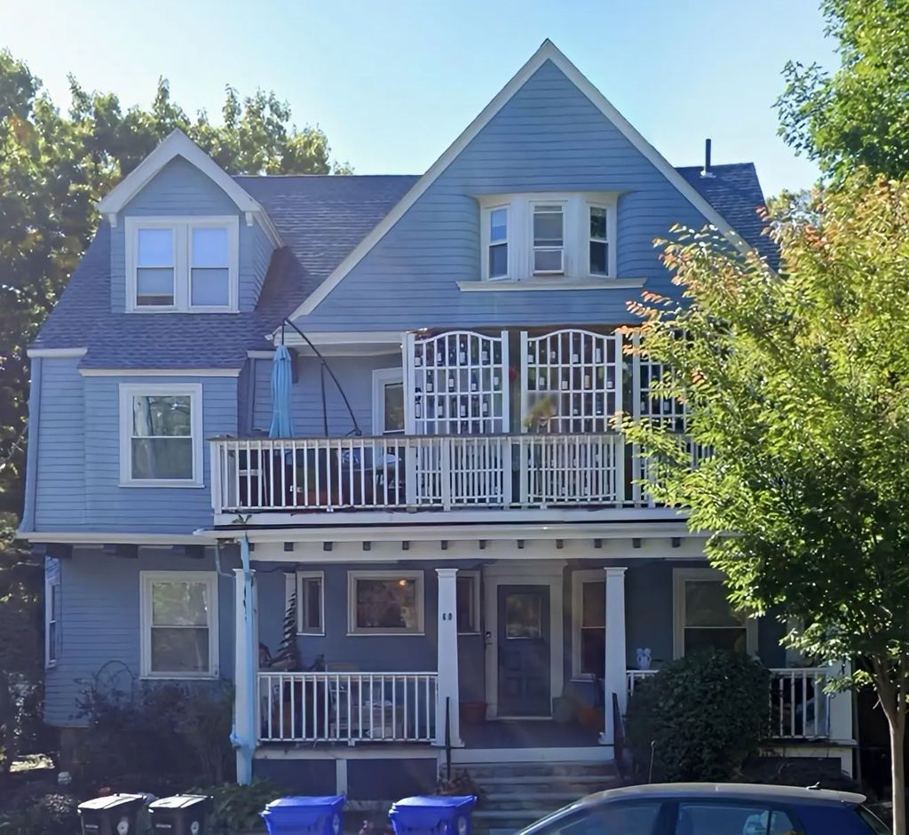 60 Kilsyth Road #1, Brookline