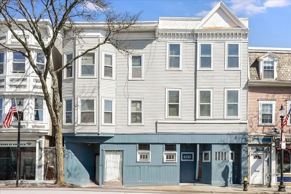 614-618 E. Broadway, Boston