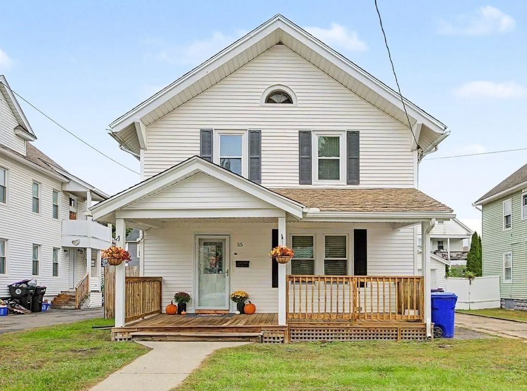 55 Elmwood Ave, Holyoke