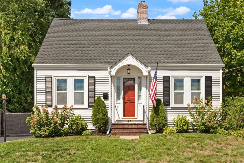 67 Woodard Ave, Brockton