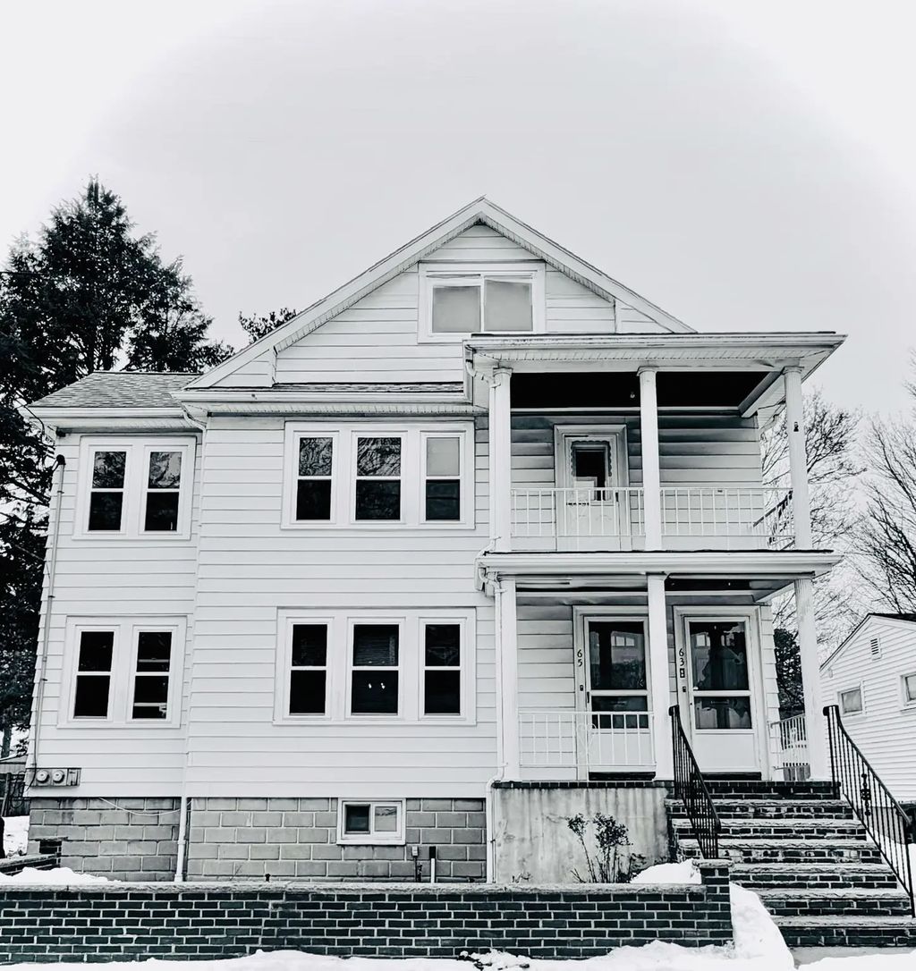63-65 Evans St #65, Watertown