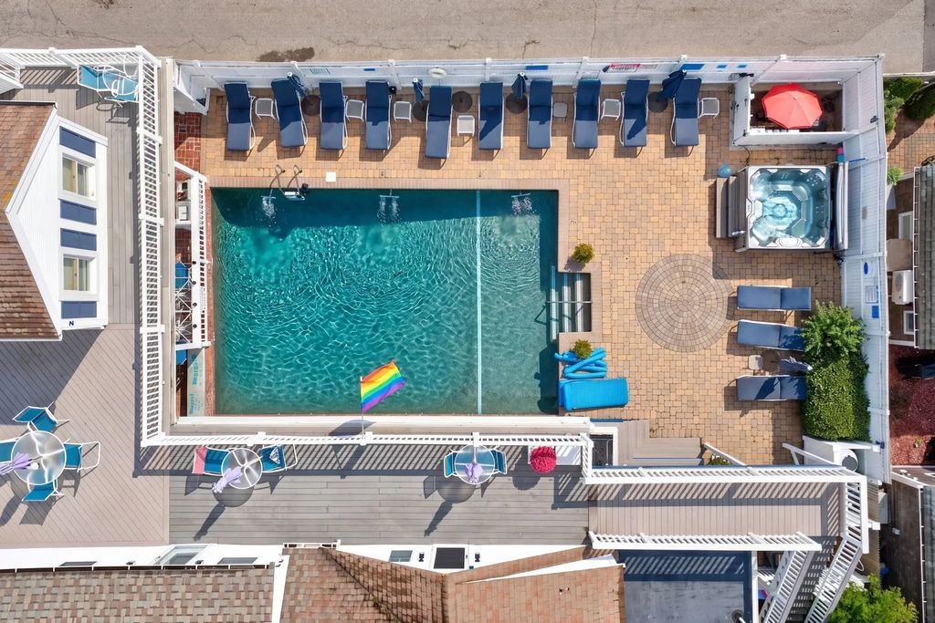 15 Cottage Street #unit 3, Provincetown