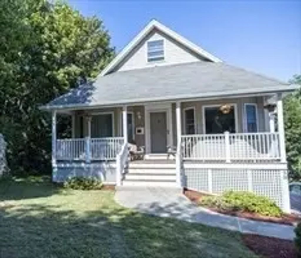 59 Walnut Street, Revere