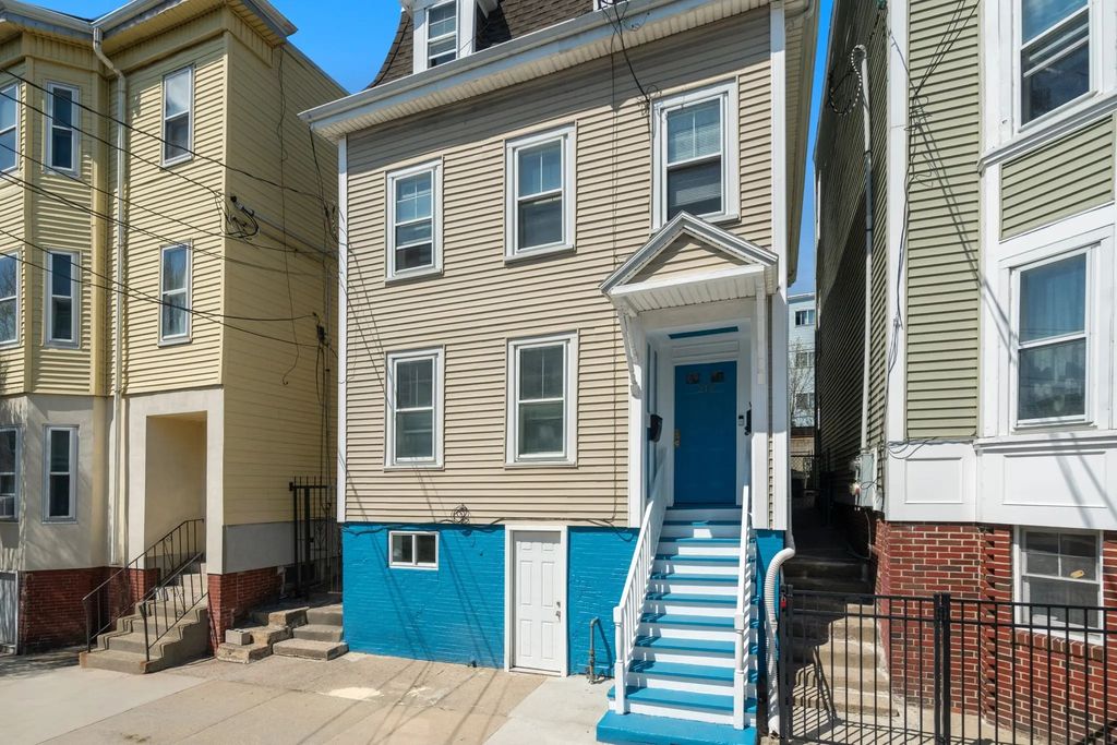 212 Princeton St. #u2, Boston