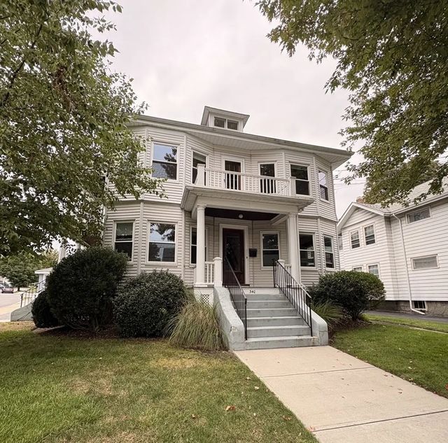 340 School St, Watertown
