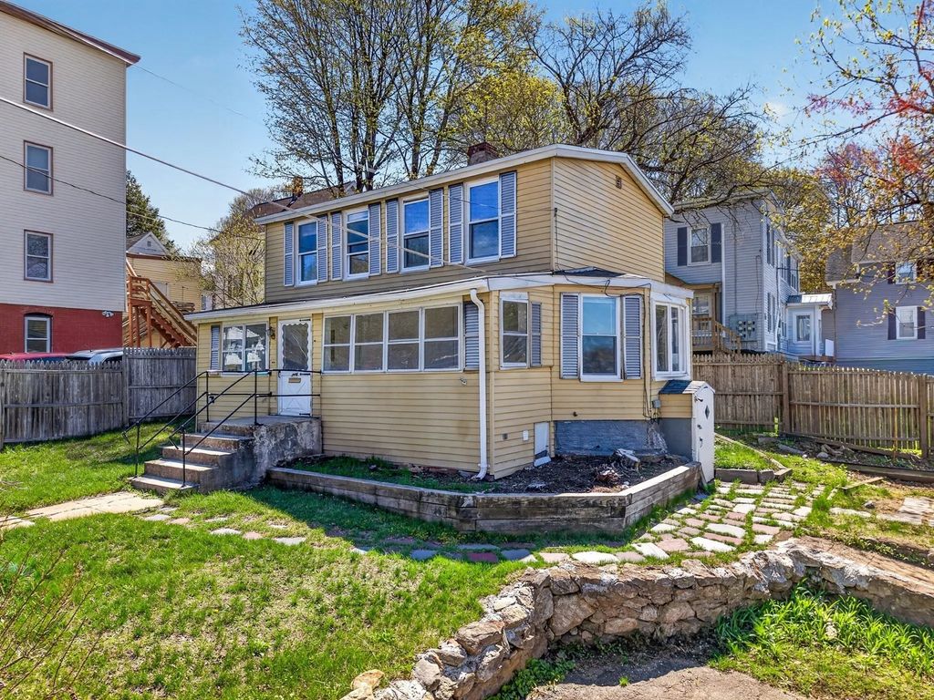 40 Moran St, Gardner