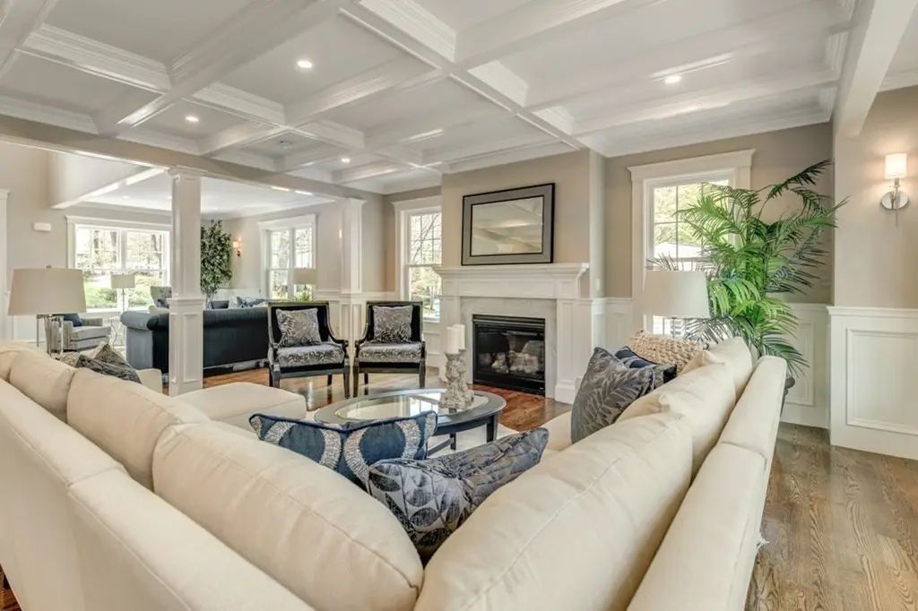 28 Maurice Rd #28, Wellesley