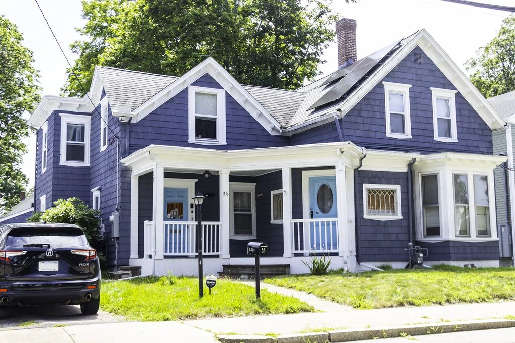 35 Peck St, Attleboro