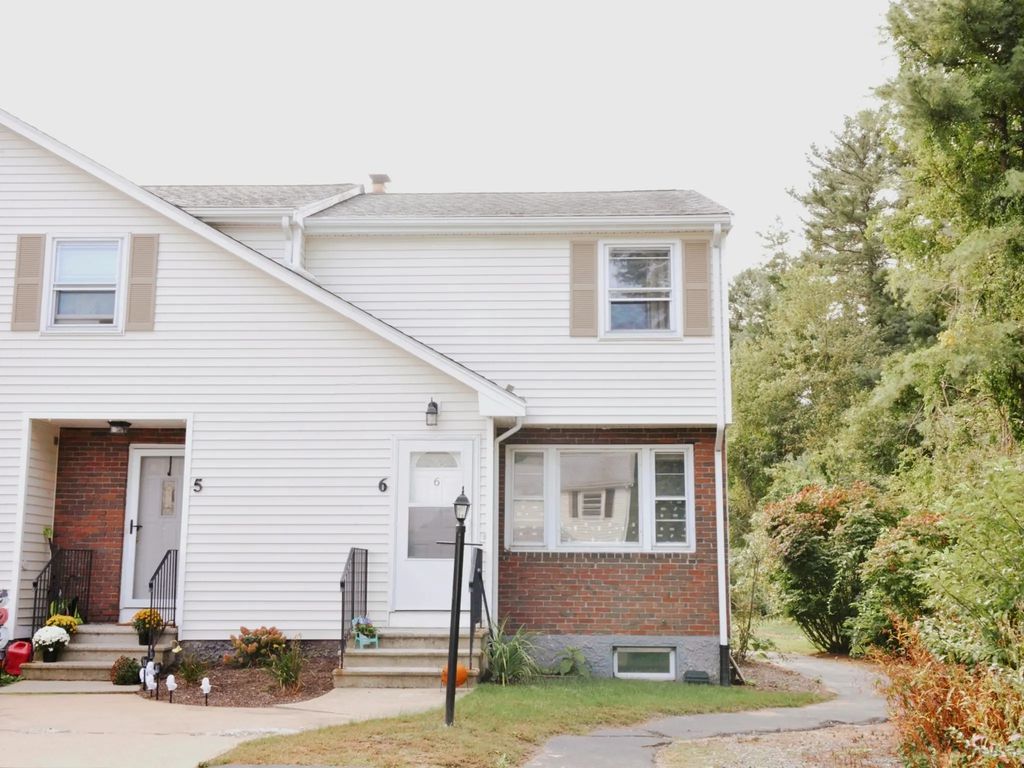 141 Burt St #6, Norton