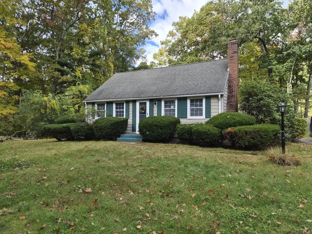 4 Silver Street, Monson