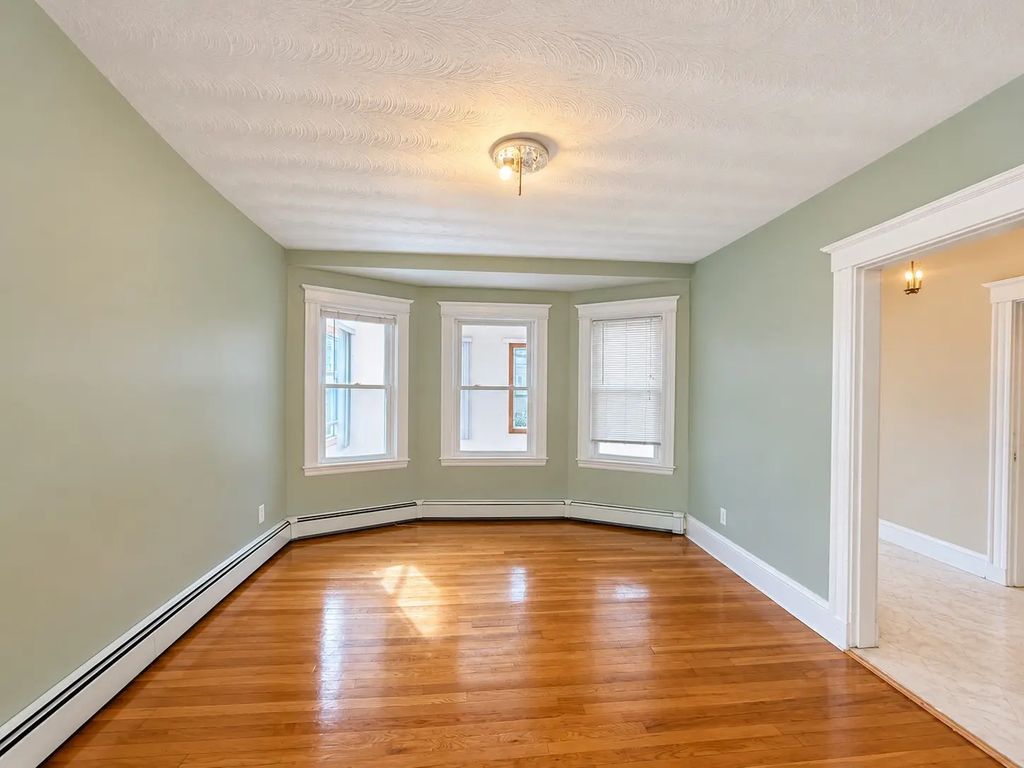 85 Boston Ave #1, Somerville