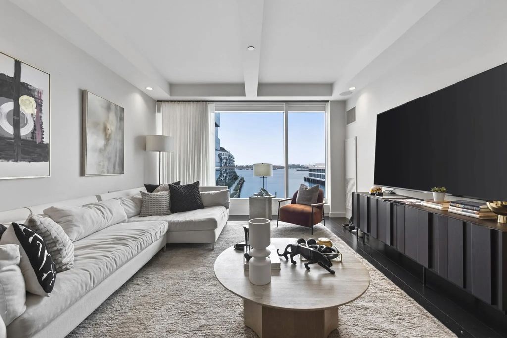 150 Seaport Blvd #6d, Boston