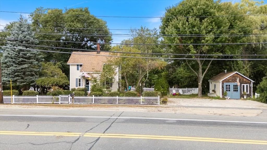 55 Haverhill Rd., Amesbury