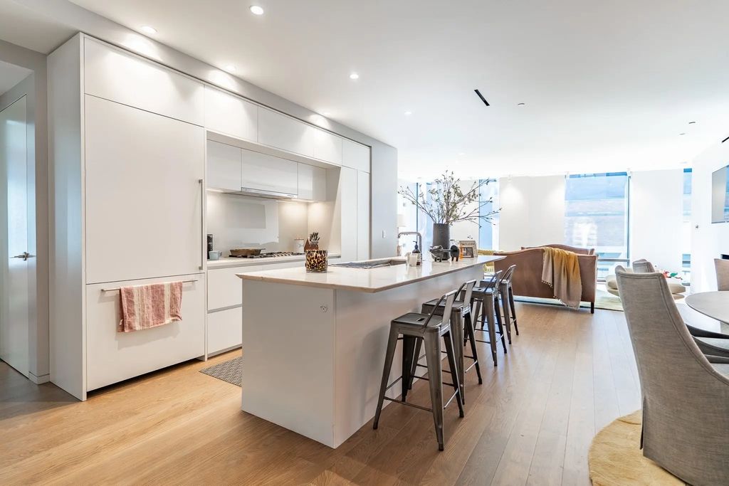 10 Farnsworth Street #3b, Boston