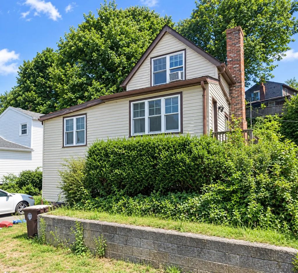 91 Kings Cove Beach Rd, Weymouth