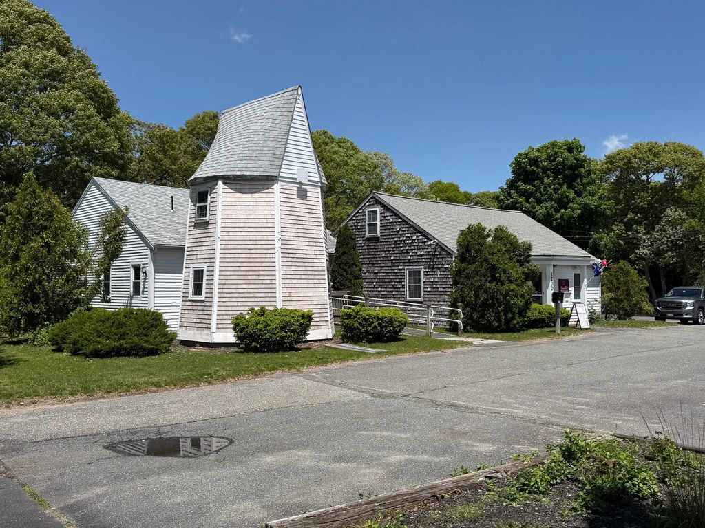 1200 Route 28, Yarmouth