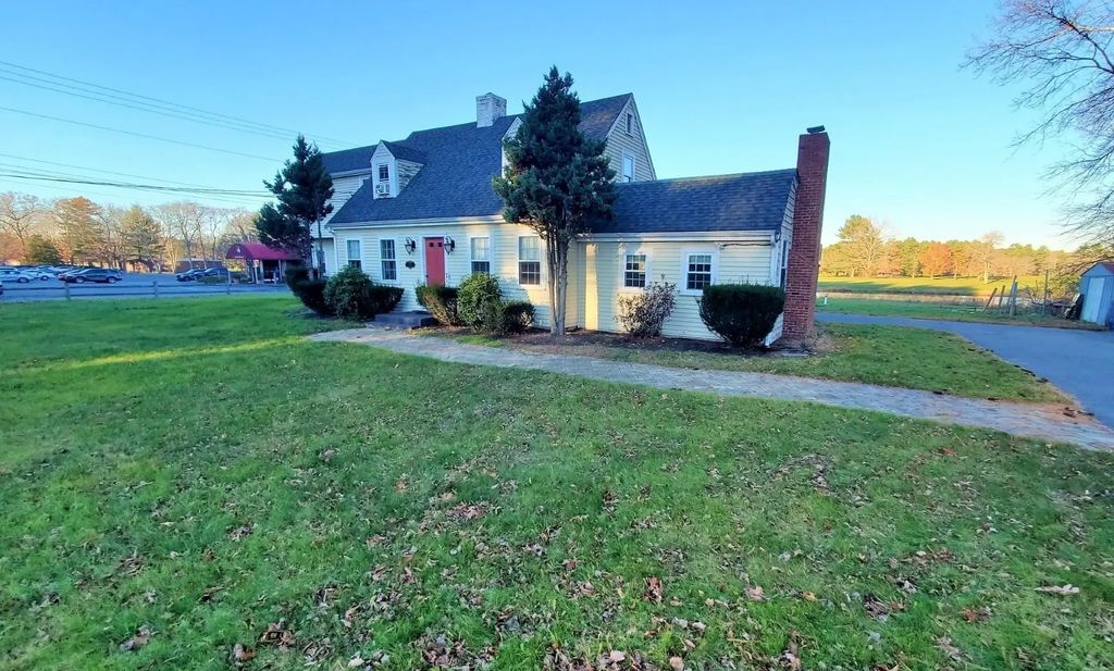450 Oak St #a, East Bridgewater