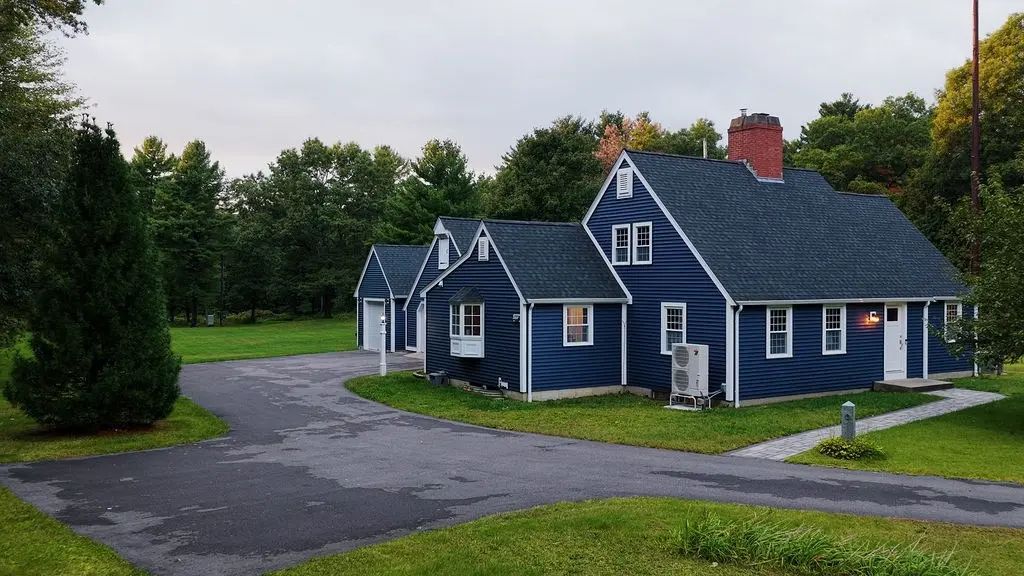 76 Fairview Ave, Rehoboth