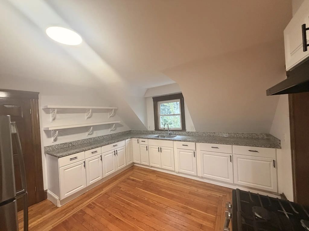 197 Hamilton Ave #3, Lynn