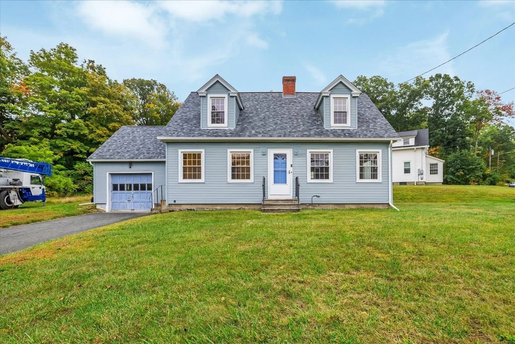 1 Pleasant St, Erving