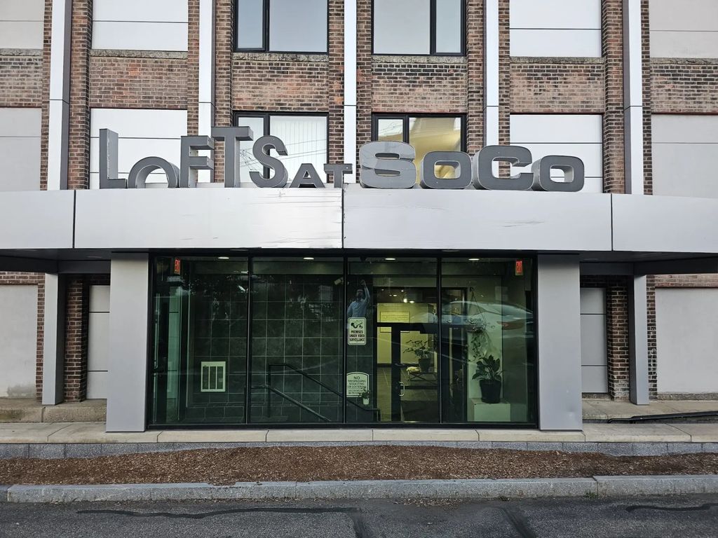 147 Centre #208, Brockton