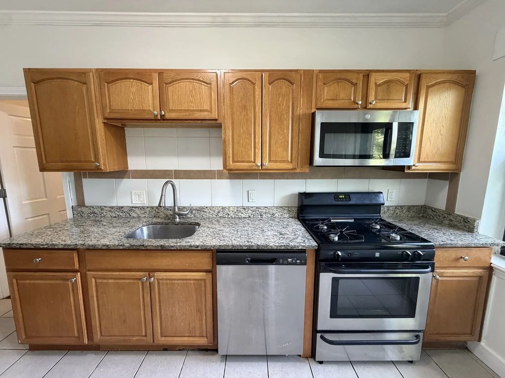 435 Walnut Ave #9, Boston
