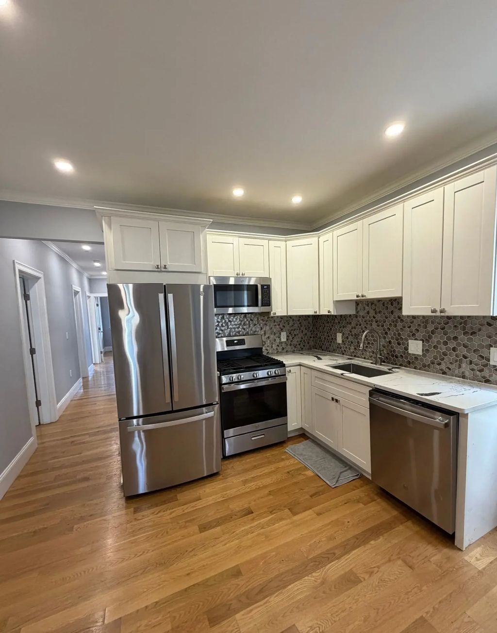 29 East St #2, Boston