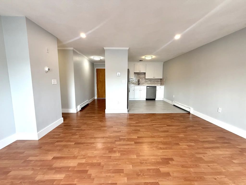 4 Golden Ct. ##9, Medford