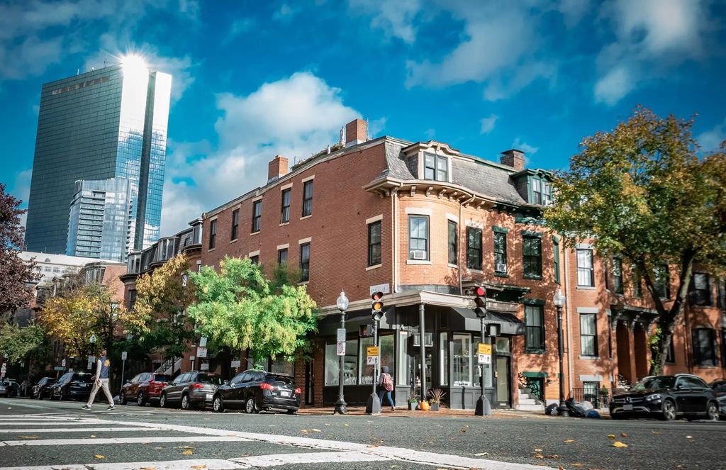 53 Dartmouth, Boston