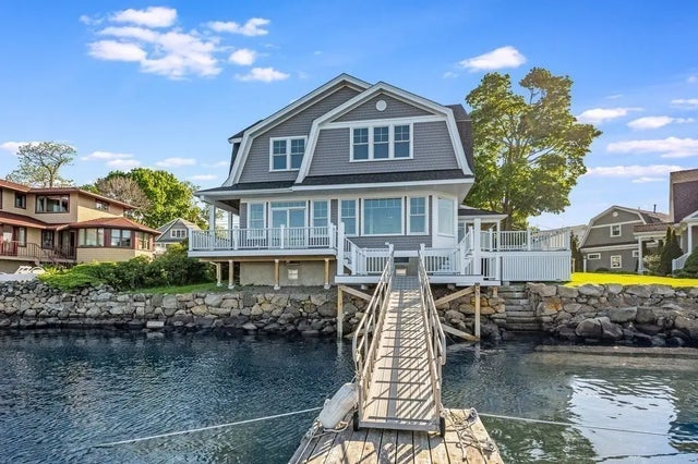 8 Riverside Rd, Gloucester