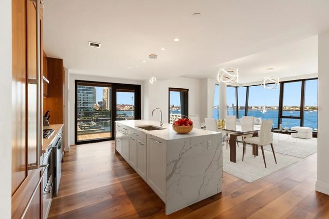 300 Pier 4 Blvd #5c, Boston