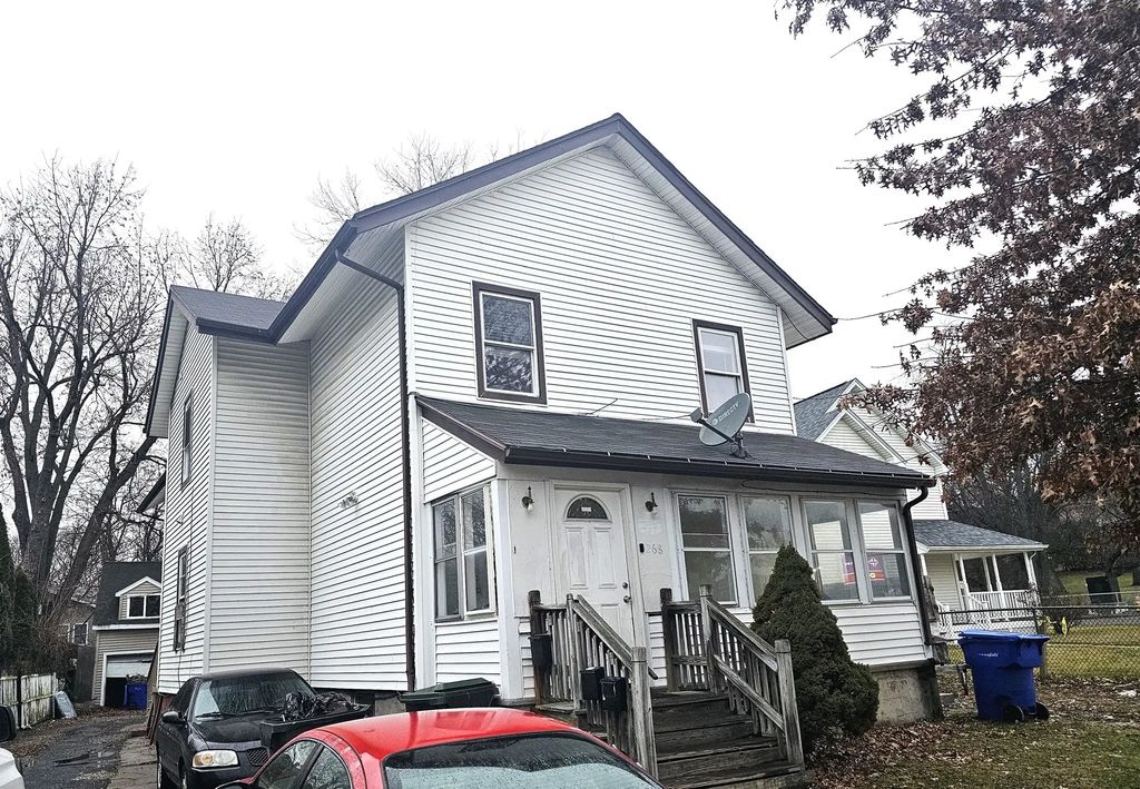 268 Carew St, Springfield