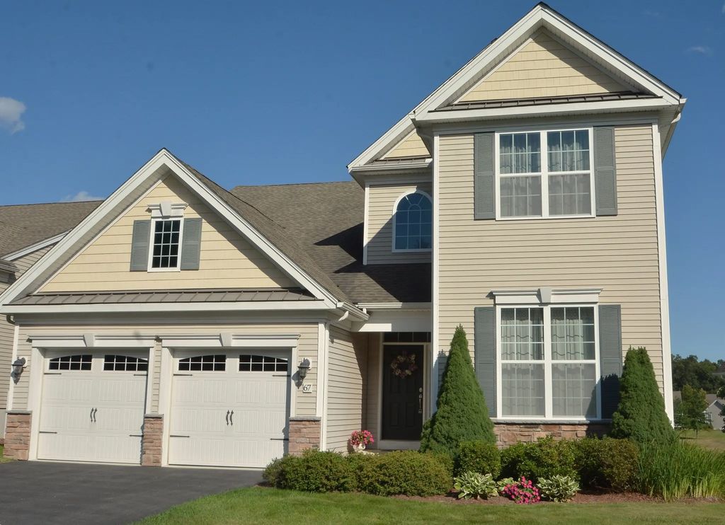 67 Sherwood Drive #67, Methuen