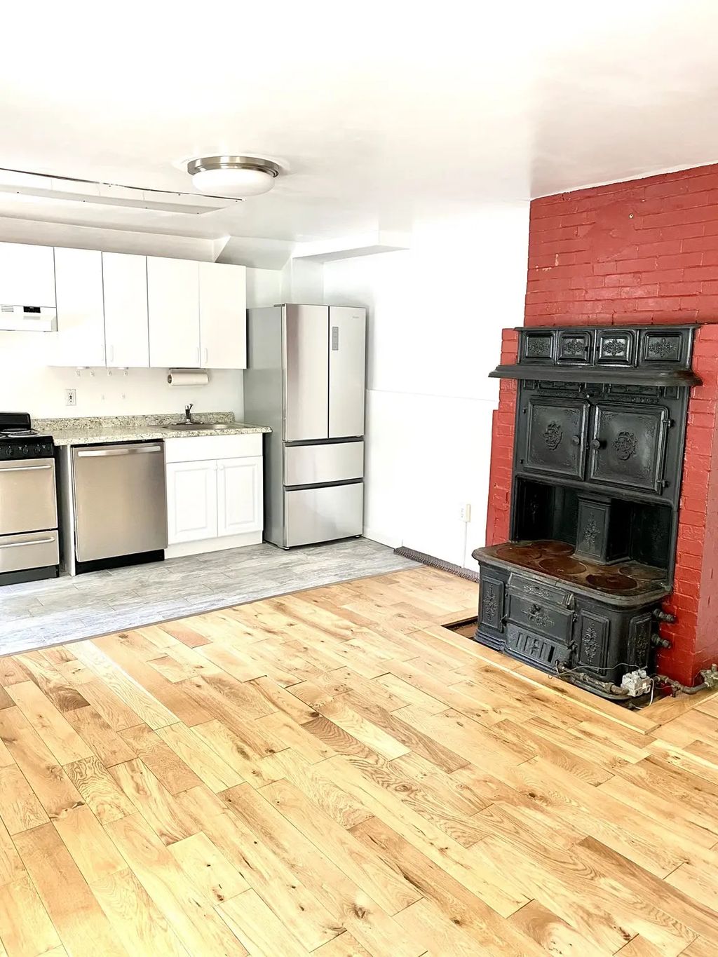 23 Monmouth Street #1r, Somerville