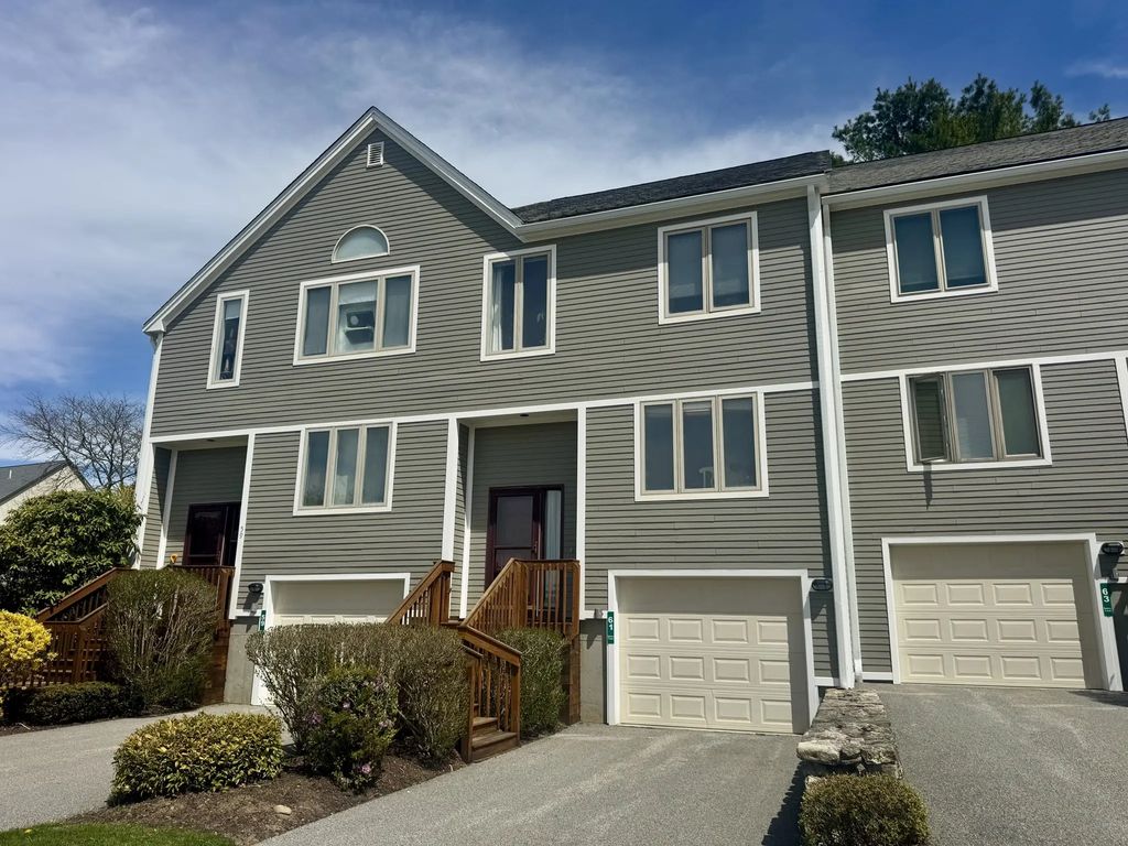 61 Bayberry Lane #61, Dartmouth