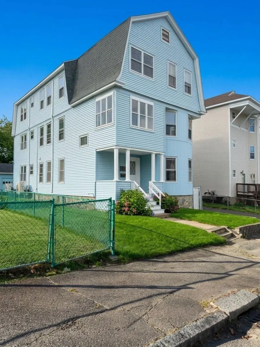 15 Ericsson St #1, Worcester