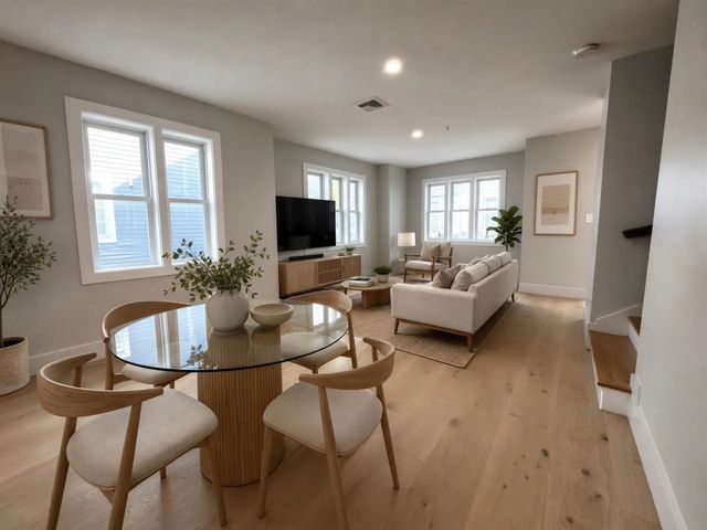 122 West Seventh St #e, Boston