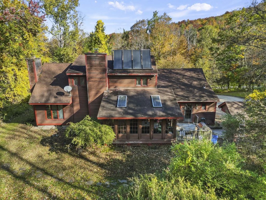 370 Grange Hall Rd, Dalton