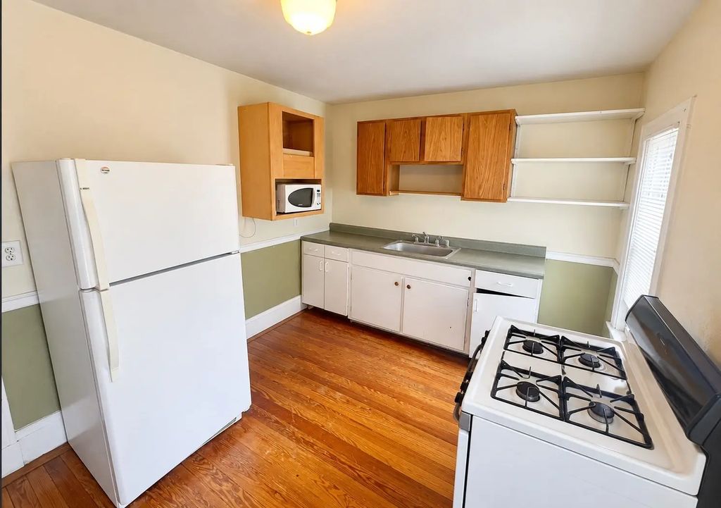 101 Rogers Ave #3, Somerville