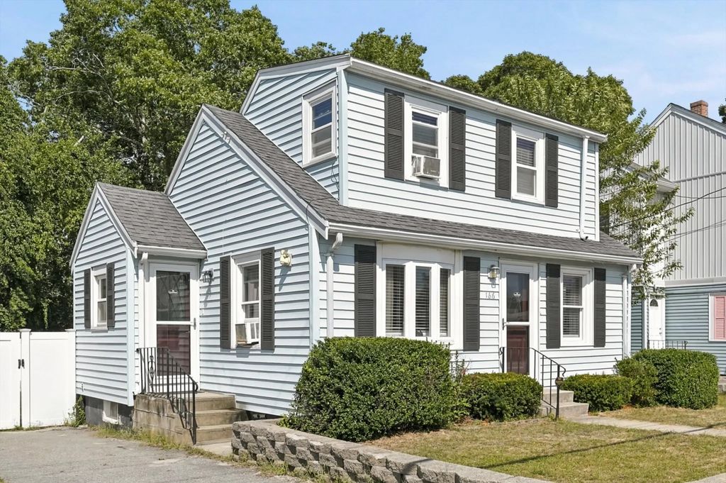 166 Sandwich Rd, Wareham