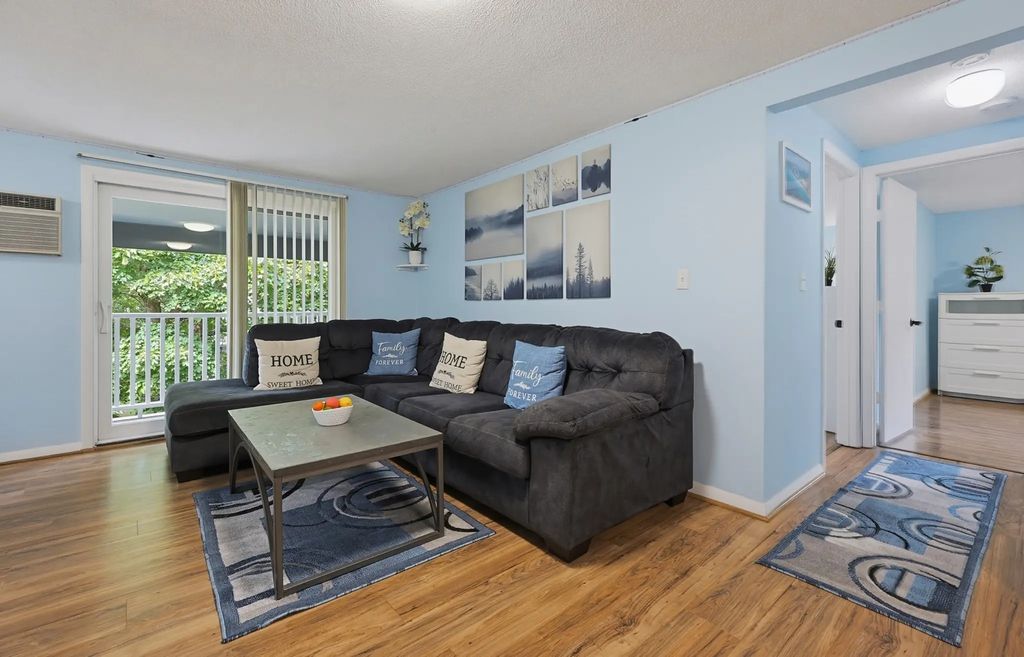 220 Bedford St #e11, Bridgewater