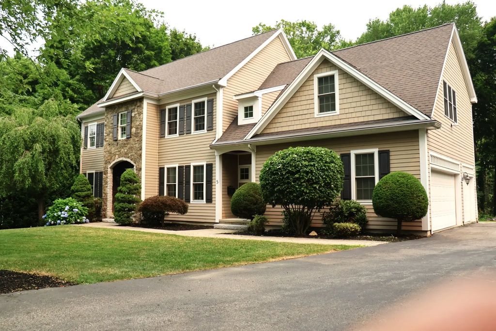 5 Merriam Avenue, Shrewsbury