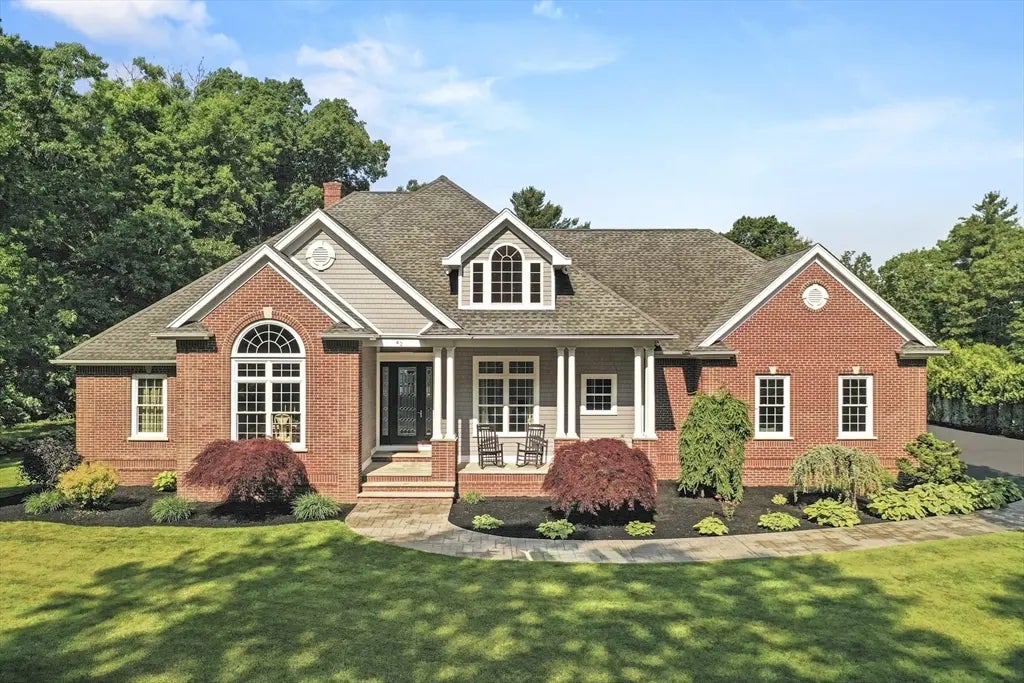 42 High St, Freetown