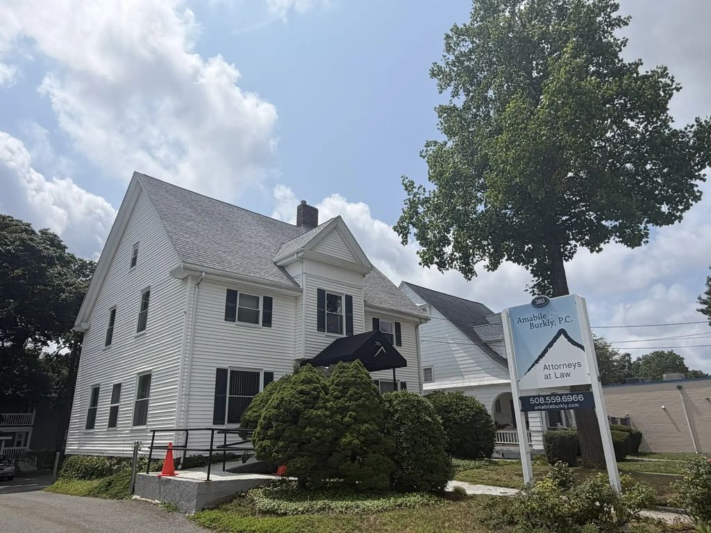 380 Pleasant St, Brockton