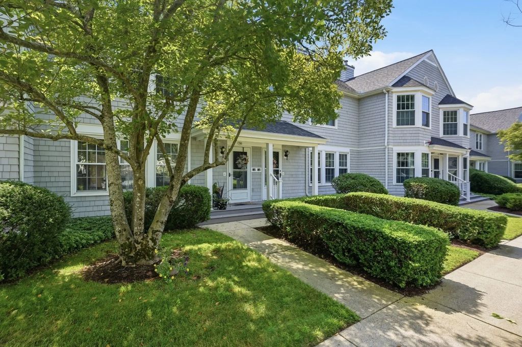 716 Dana Farms #716, Fairhaven