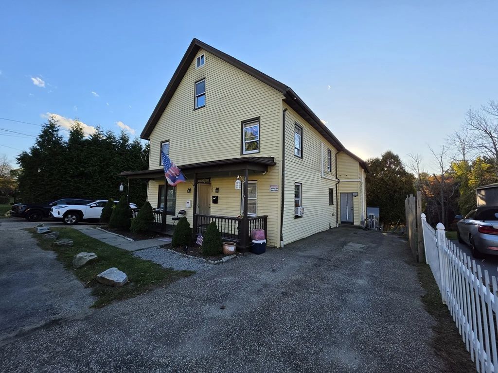 124 Pleasant St, Leicester