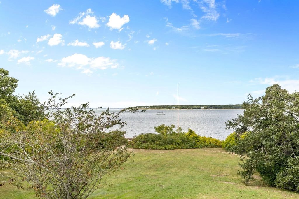 177 Bay Road, Falmouth